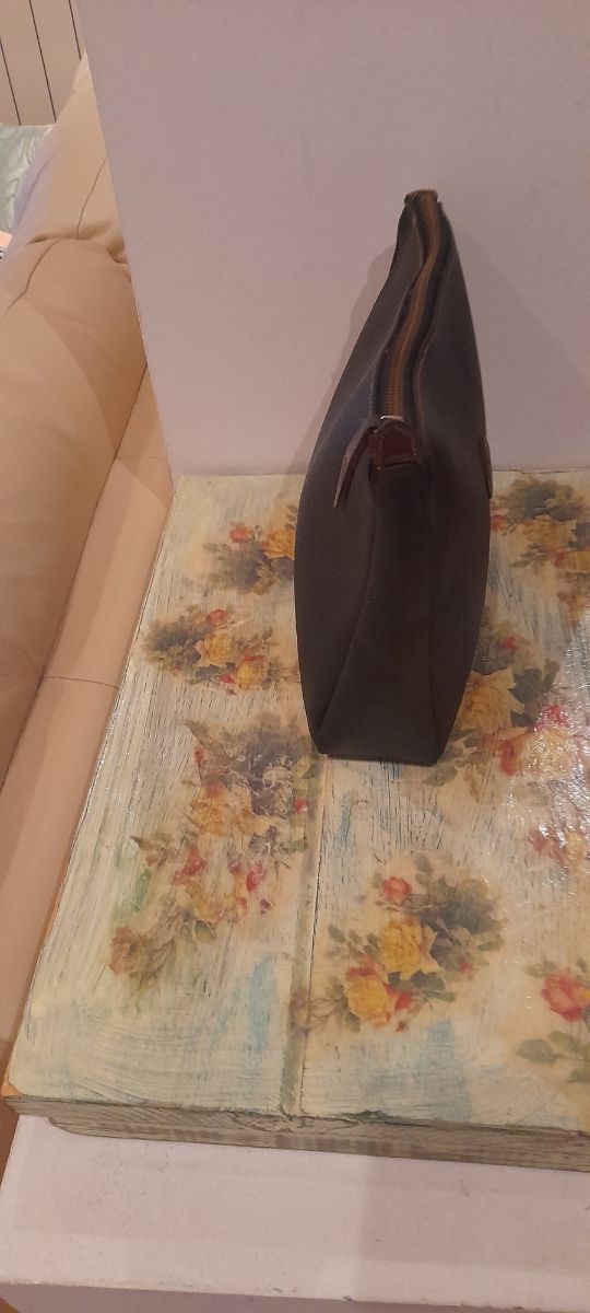 pochette Trussardi originale