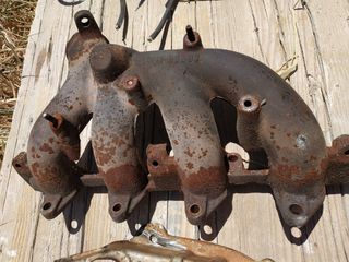 Carburador y colector, completo.