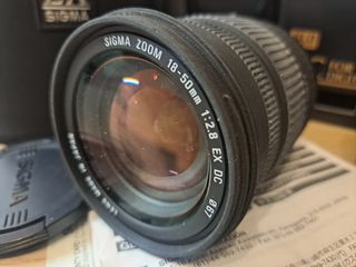 Canon Eos y Sigma18-50 f2.8 EX