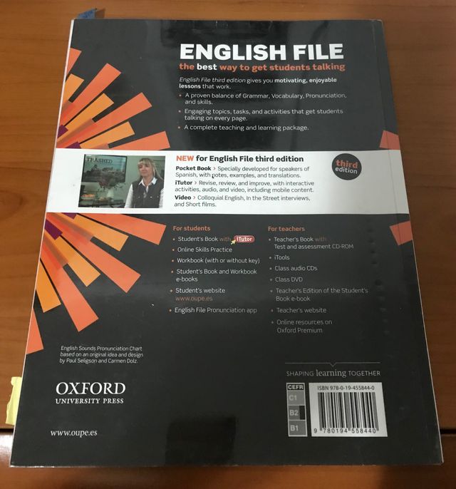 Libro de inglés ‘English file upper intermediate’