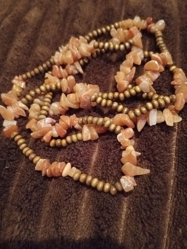 collar piedra natural