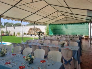 MESAS ,SILLAS , MATERIAL PARA EVENTOS