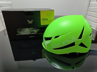 Casco Salewa Vega