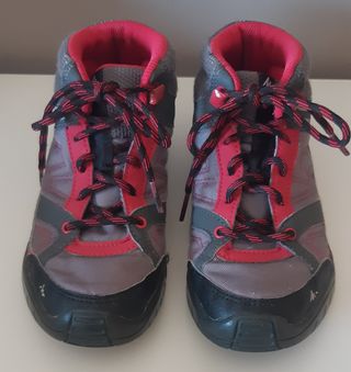 BOTINES MONTAÑA NIÑA N°34 DACATHLON