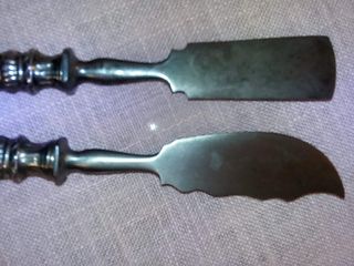 cubiertos queso y mantequilla