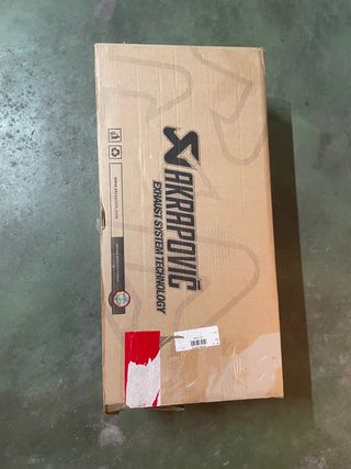 Akraprovic Yamaha X-Max Euro 4