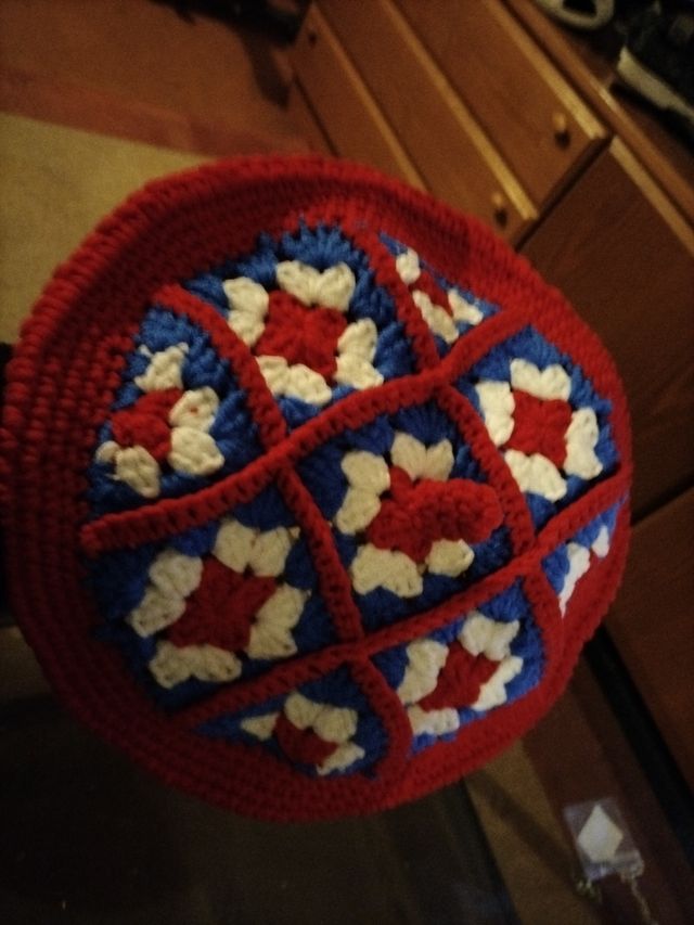 gorro de lana con estampado