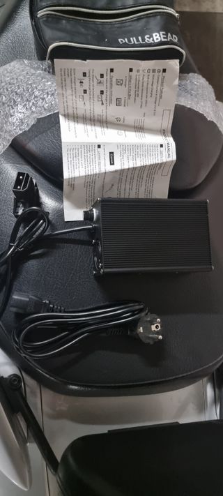Cargador de Batería de moto eléctrica oferta