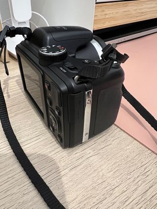 Cámara profesional Kodak PIXPRO AZ421