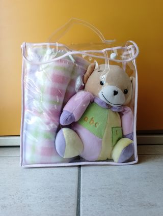 set regalo per neonati con copertina e peluche
