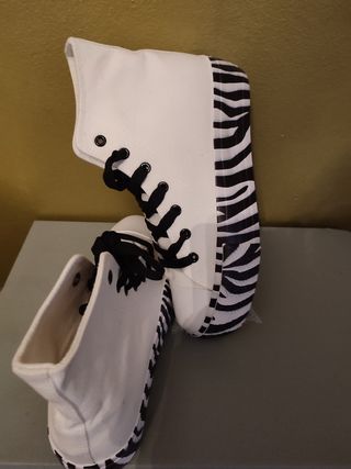 Zapatillas lona cebra