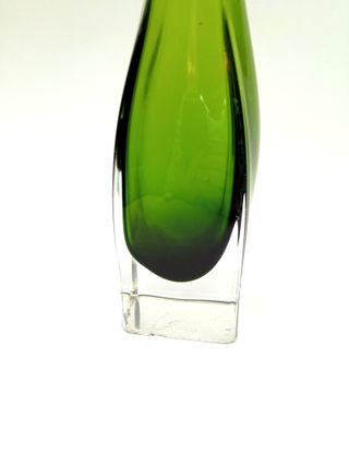 Violetero en cristal verde e incoloro