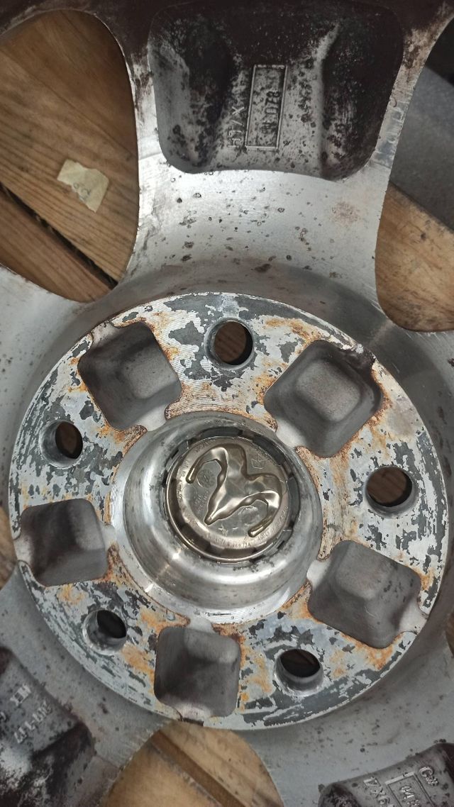 4 Llantas Originales Dodge Journey 17" 1EK85TRMAA