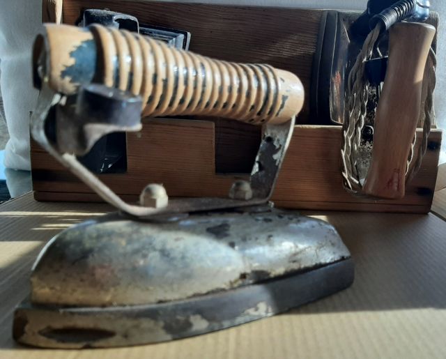 Juego de 3 planchas antiguas