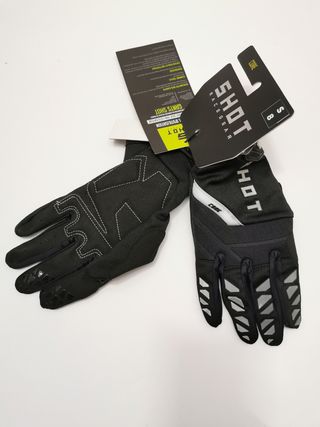 Talla S y XS.  Guantes enduro/cross marca shot. 
