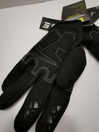 Talla S y XS.  Guantes enduro/cross marca shot. 