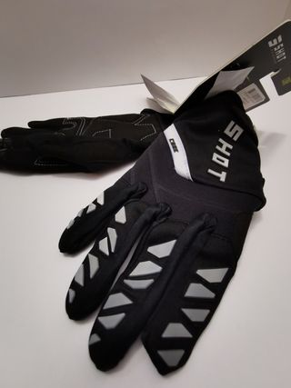 Talla S y XS.  Guantes enduro/cross marca shot. 