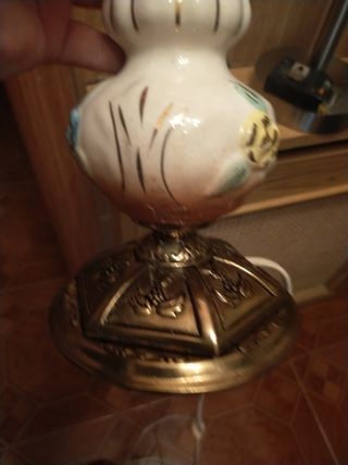 pues de lampara antigua