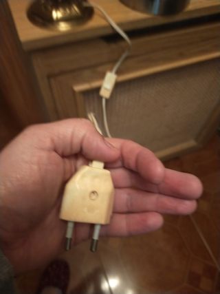 pues de lampara antigua