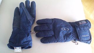 ROPA ESQUI MONO Y GUANTES