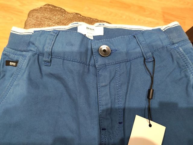 Bermuda niño Hugo Boss nueva