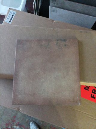 pavimento 33x33 gres marron