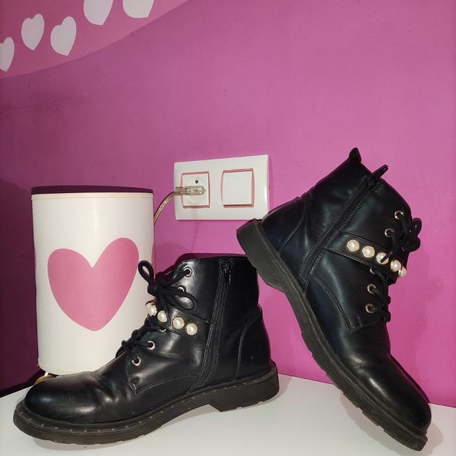 Botas; Botines militares; abalorios; hebillas;N"40
