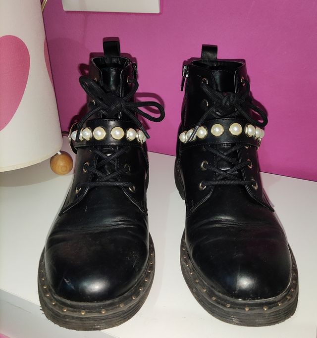 Botas; Botines militares; abalorios; hebillas;N"40