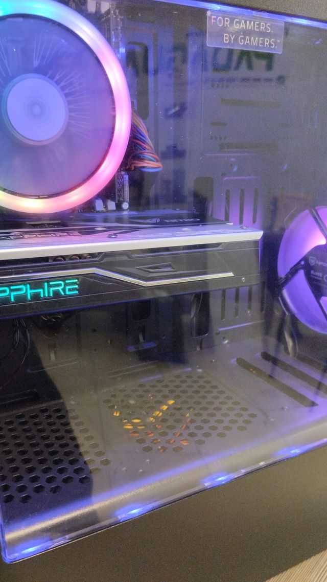 ➤ Computer i5 con Radeon Rx 480 da 8 GB