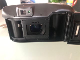 Cámara fotos analógica Minolta Riva zoom70