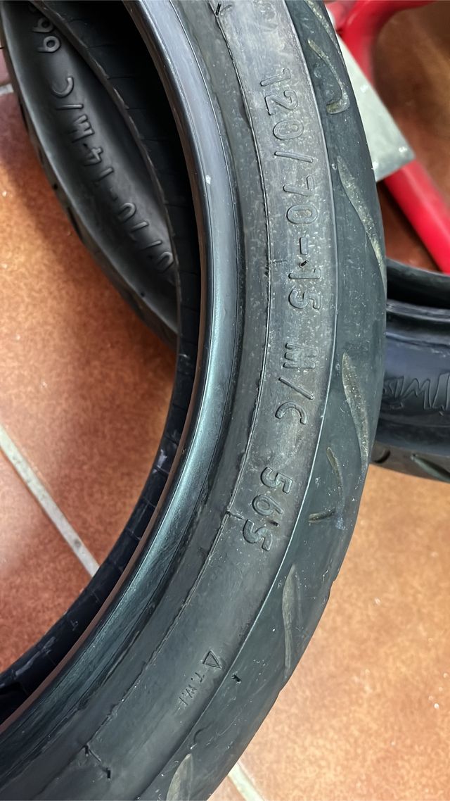 Neumático Continental 120/70 15 M/C 56S