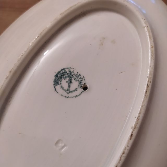 salsera antigua de loza