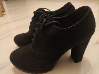 Botines ante negros 