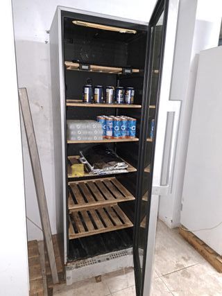 Vinoteca nevera grande Bosch
