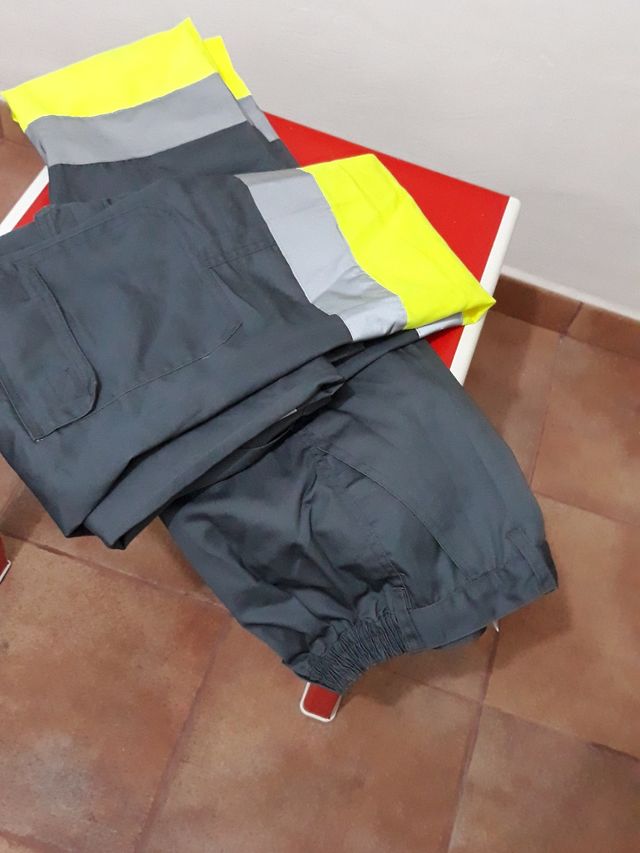 pantalones,dos t,38 y uno talla 40 sin estrenar