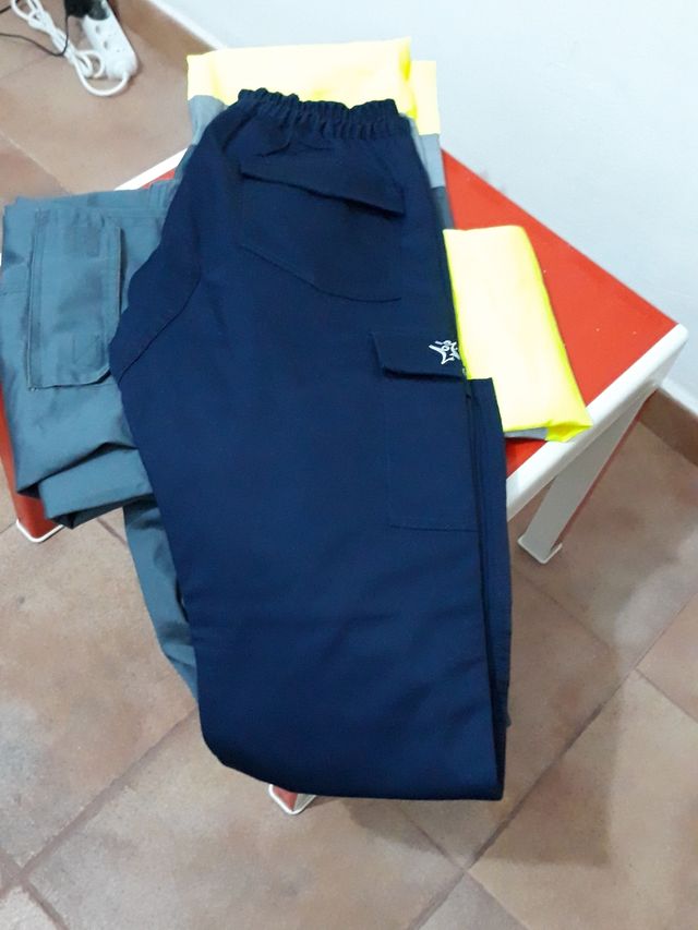 pantalones,dos t,38 y uno talla 40 sin estrenar