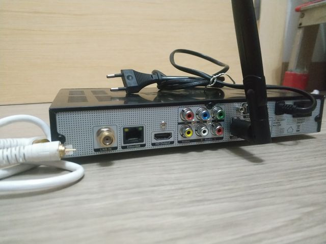 Decodificador Iris 9900 HD