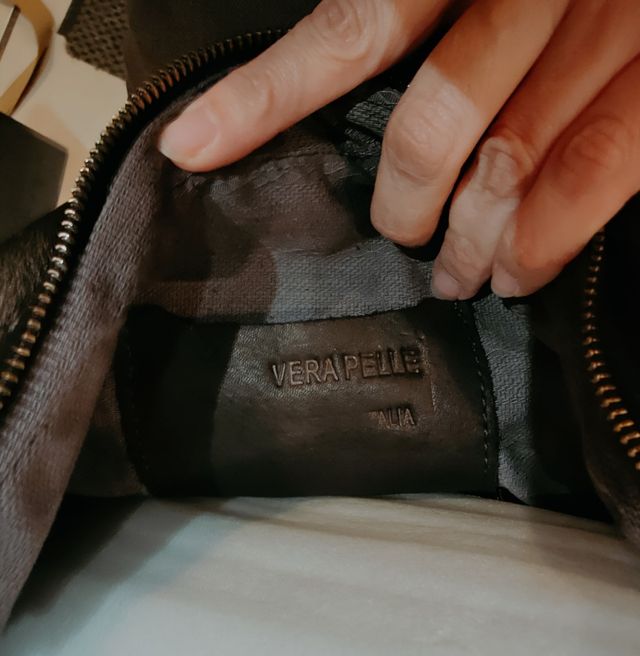 BOLSO de cuero italiano ,nuevo