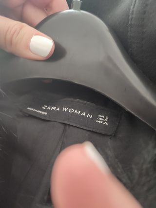 Abrigo Zara negro de paño