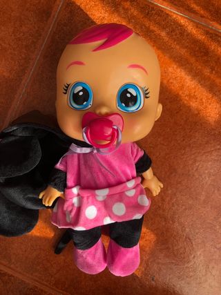 Bebe llorón grande minnie mouse