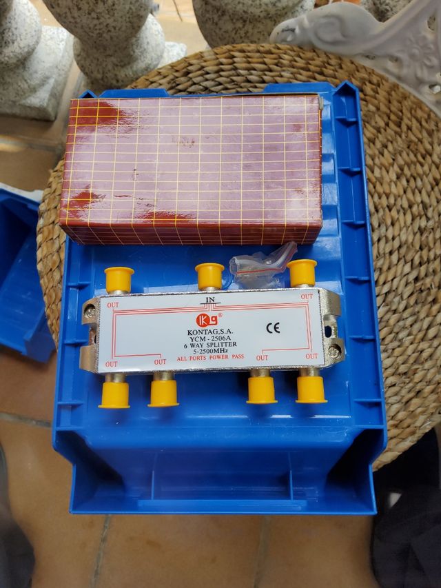 2 REPARTIDOR 6 SALIDAS KONTAG YCM-2506A