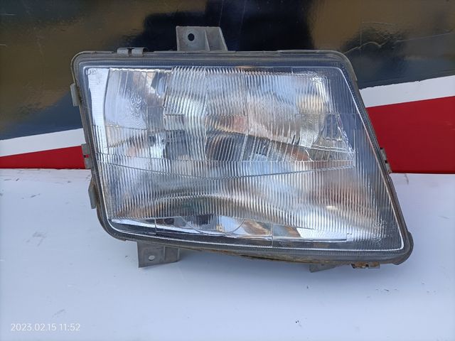 faro Mercedes Vito