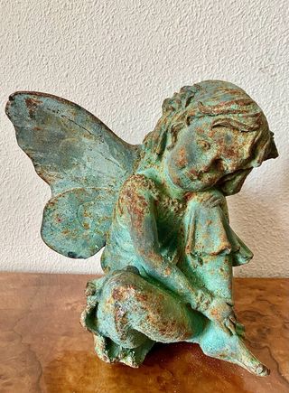 Figura hada en hierro fundido