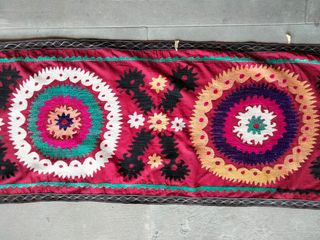 Tessuto di Suzani, metà 1900, annodato a mano