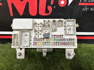 CAJA RELES-FUSIBLES MAZDA 3 BERLINA BK 2003