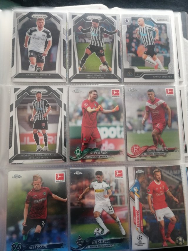 LOTE 50 CARTAS FÚTBOL ALEATORIO.