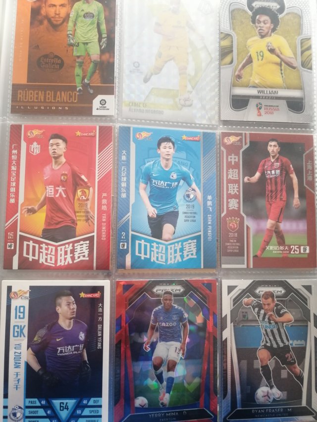 LOTE 50 CARTAS FÚTBOL ALEATORIO.