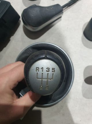 GUARNECIDOS Y POMOS PALANCA CAMBIOS VARIOS