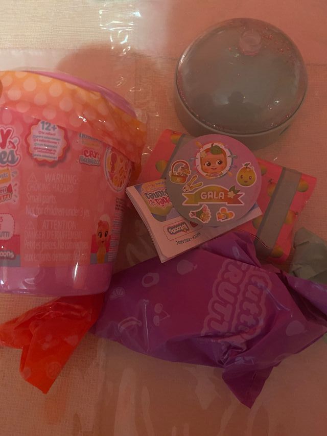 Bebés llorones serie Tutti Frutti gala