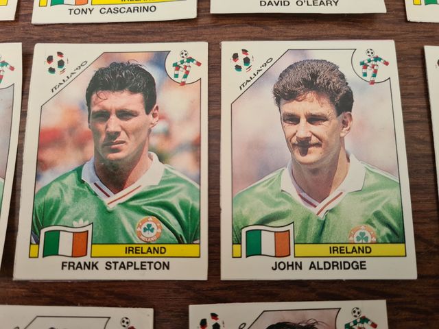 10 CROMOS  IRLANDA MUNDIAL ITALIA 90